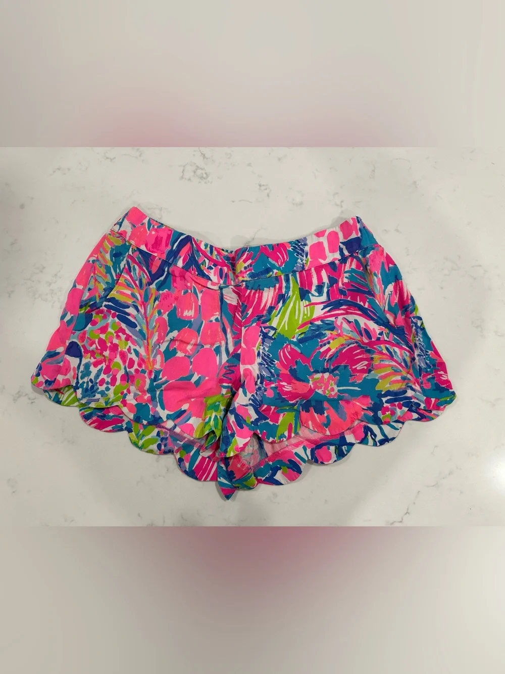 Lilly Pulitzer Floral Scallop Hem Women’s Shorts - Pink Multi
